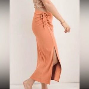 NWT aerie Coral Peach Lace-Up Side-Slit Ruched Midi Skirt